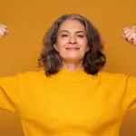 Mulher feliz e segura da sua idade, Revolução Longevidade